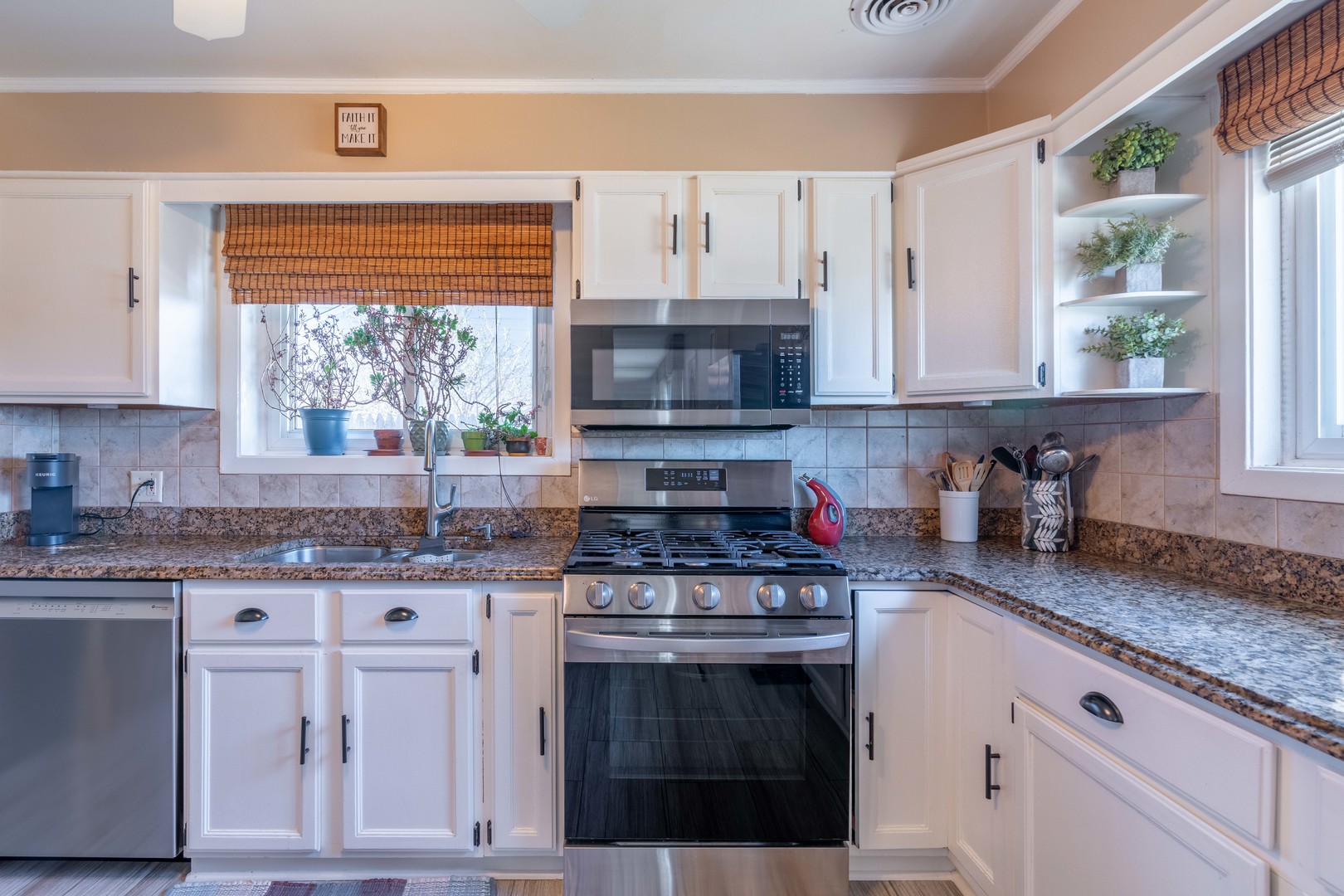 7528 Churchill Street, Morton Grove, IL 60053