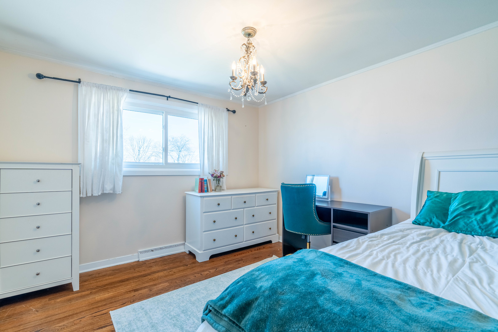 7528 Churchill Street, Morton Grove, IL 60053