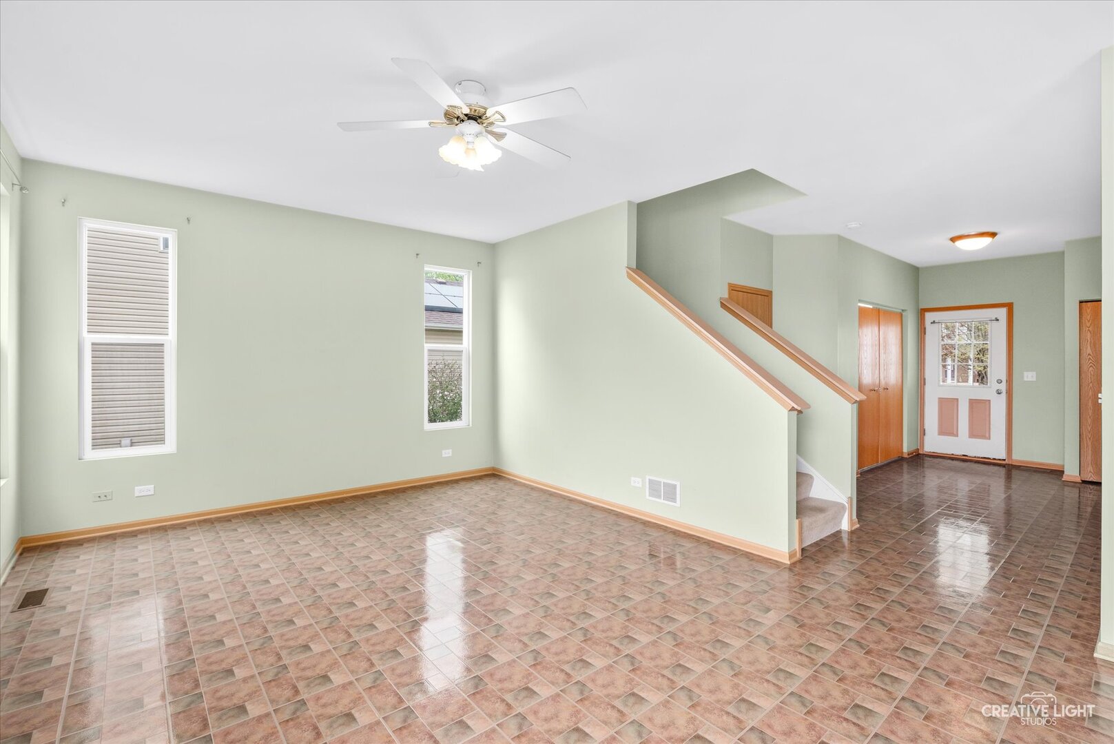 443 Grape Vine Trail, Oswego, IL 60543