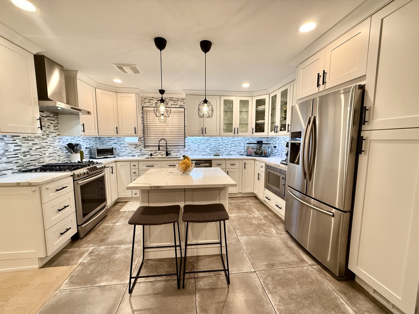 2120 N 76th Court, Elmwood Park, IL 60707