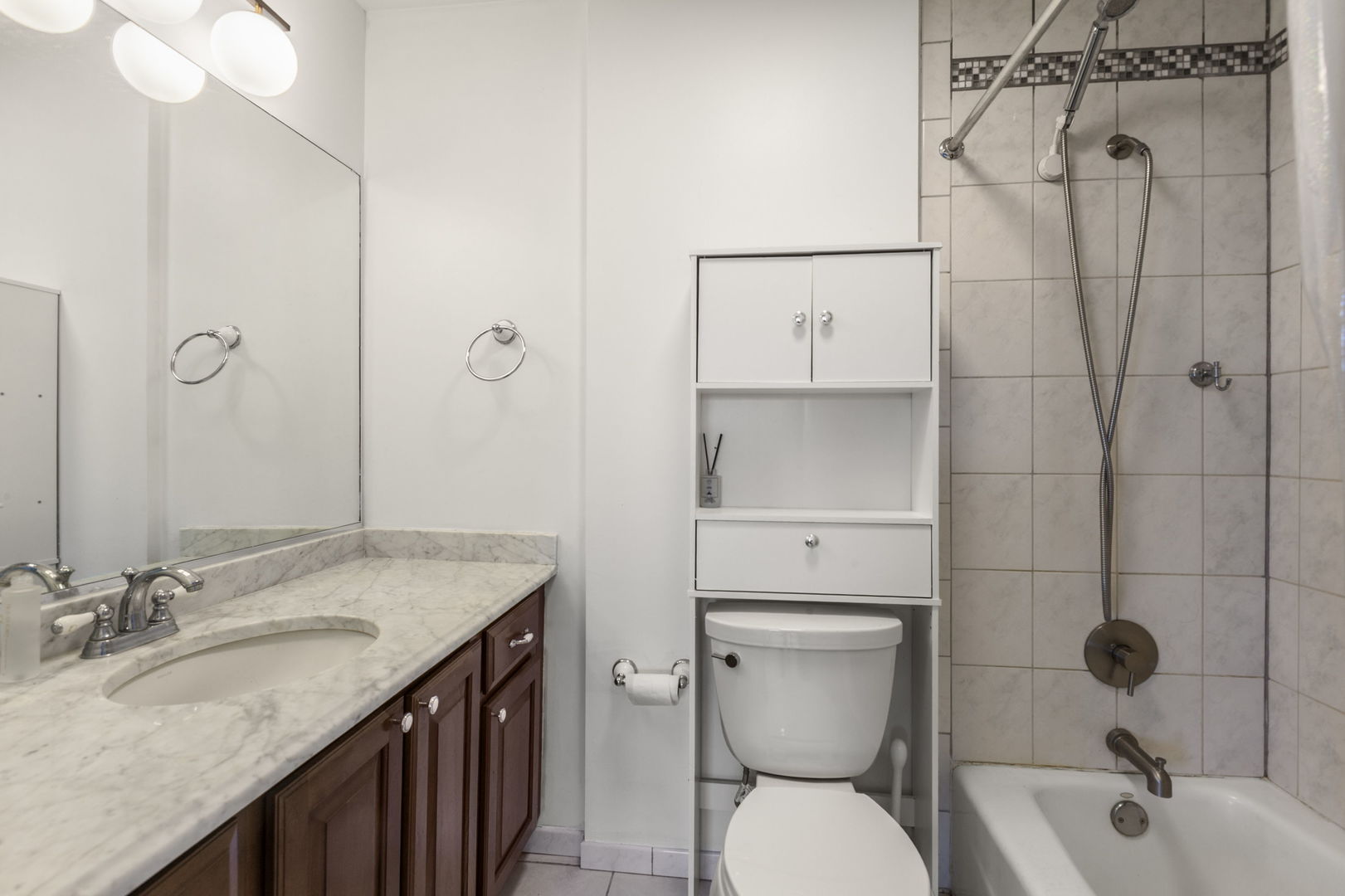 190 Wood Street, Inverness, IL 60010