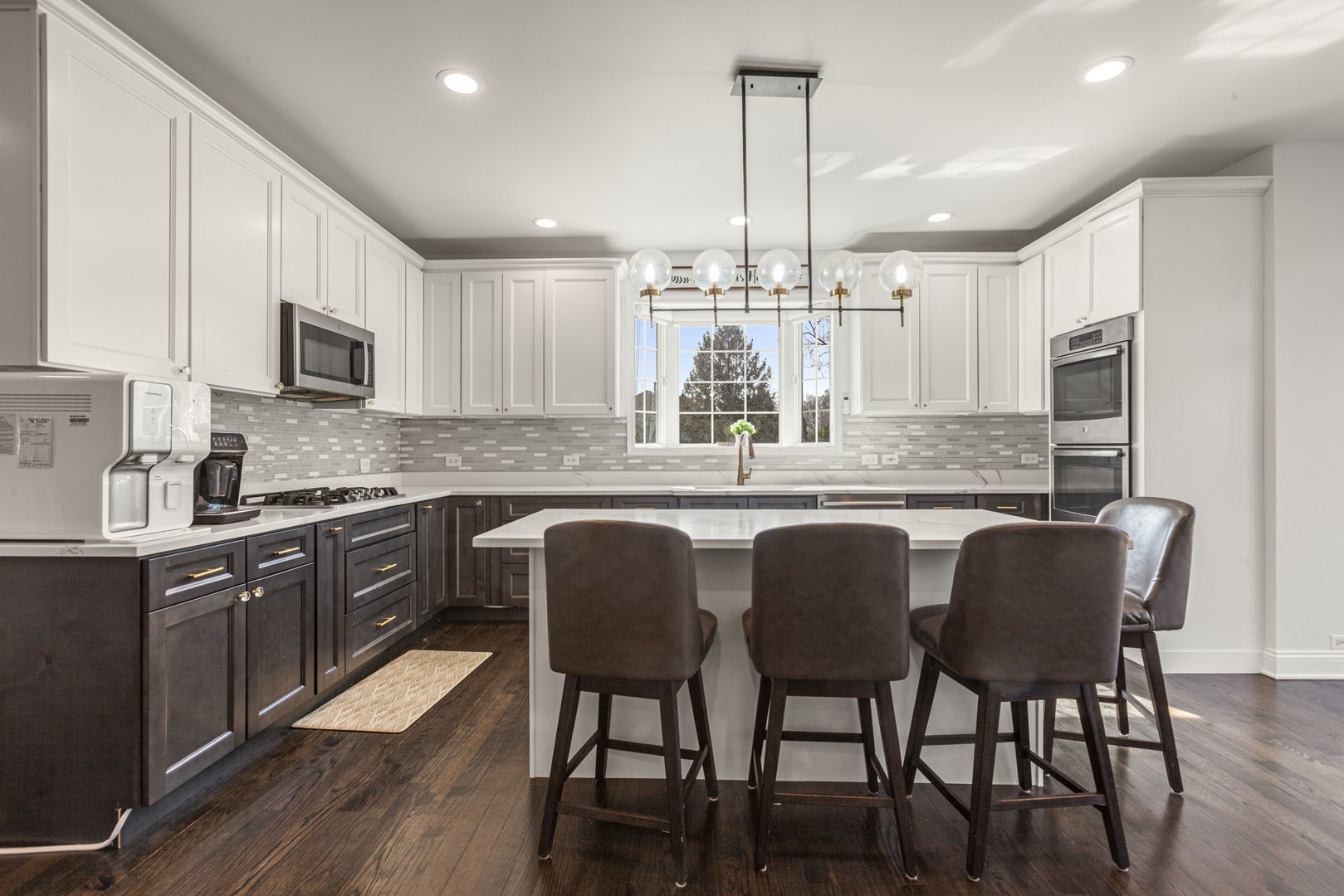 190 Wood Street, Inverness, IL 60010