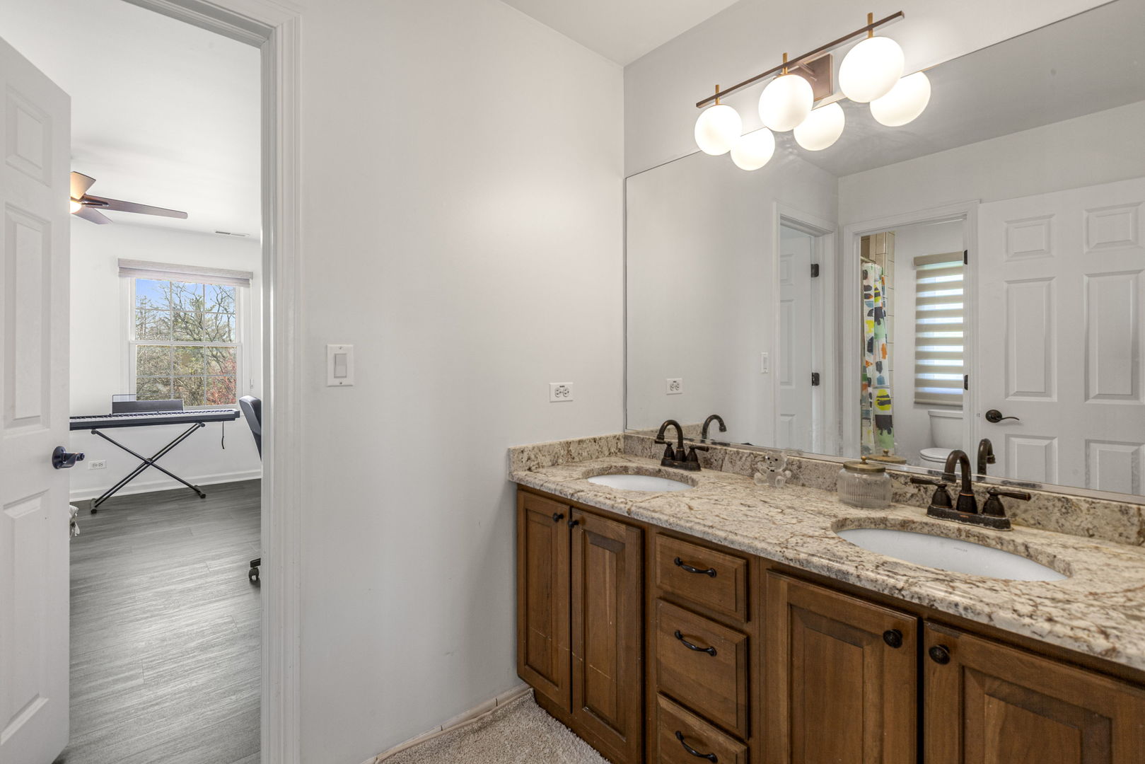 190 Wood Street, Inverness, IL 60010