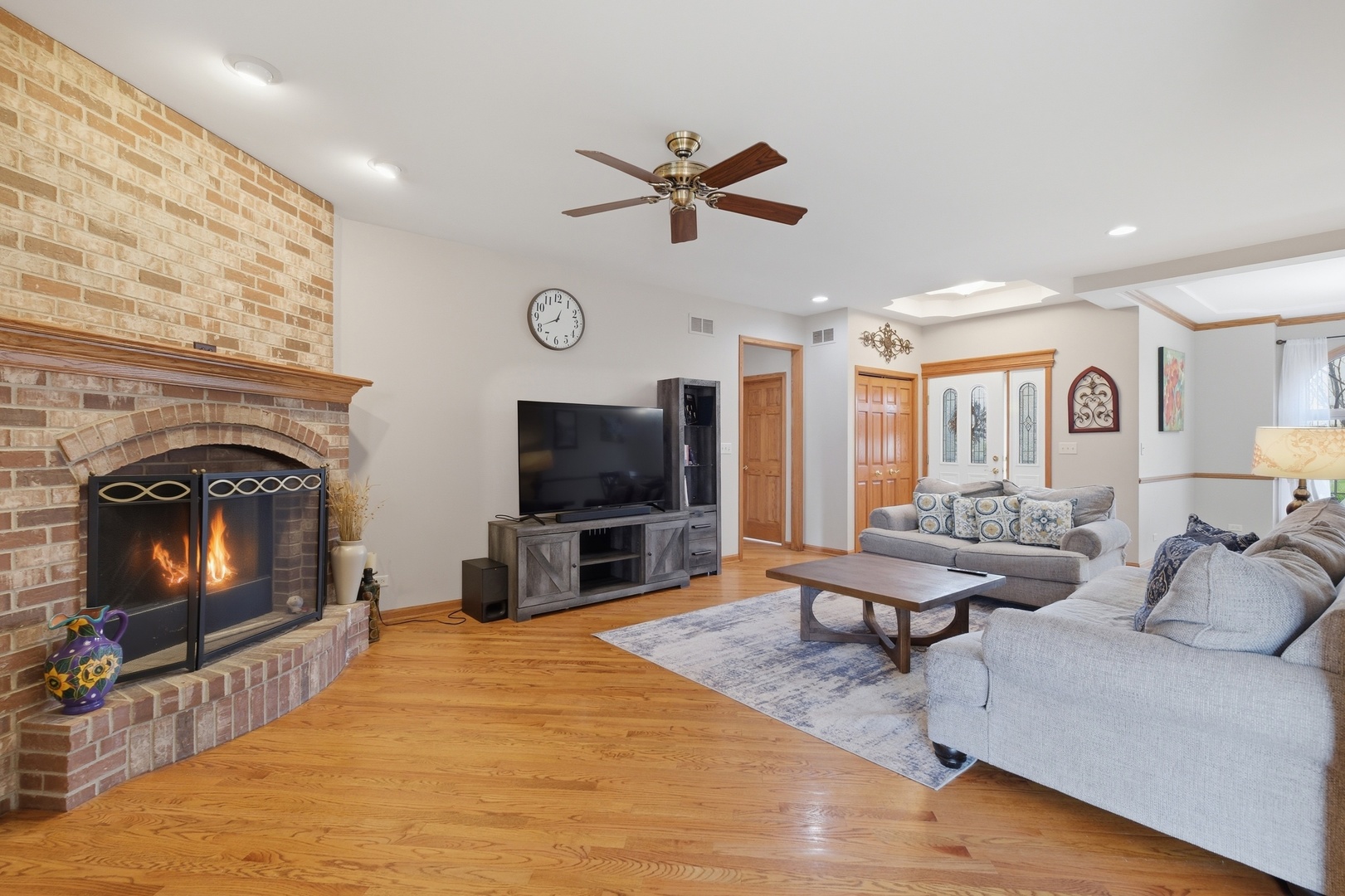 1007 Peregrine Way, Hampshire, IL 60140