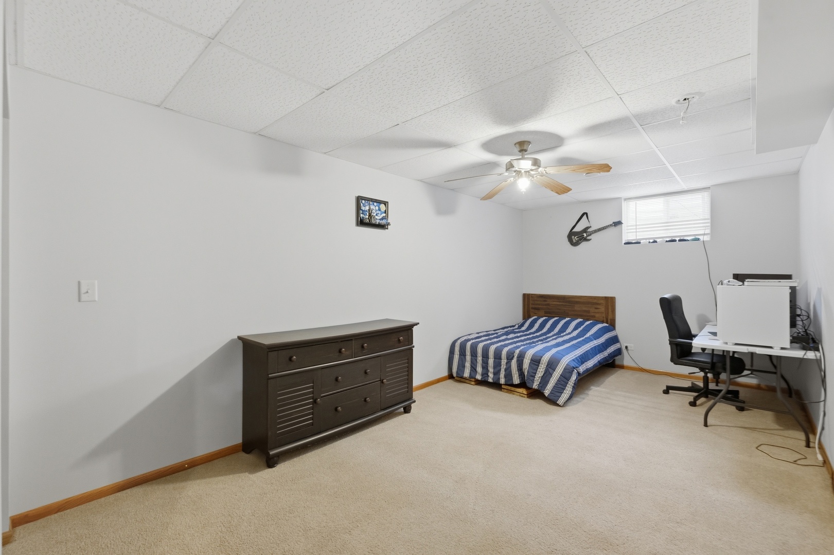 1007 Peregrine Way, Hampshire, IL 60140