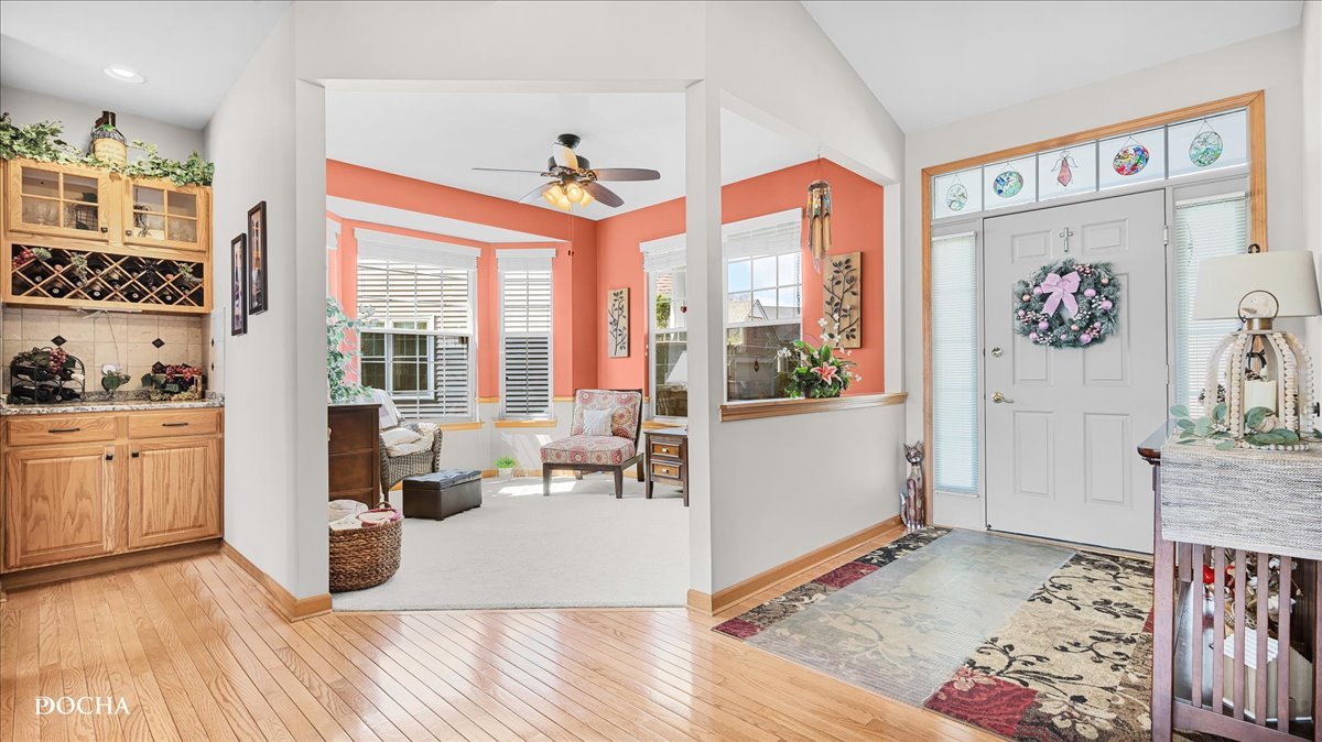 106 River Run Court, Oswego, IL 60543