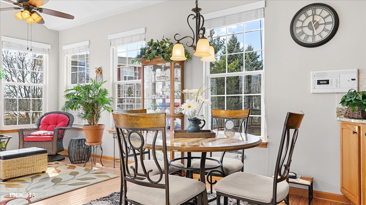 106 River Run Court, Oswego, IL 60543