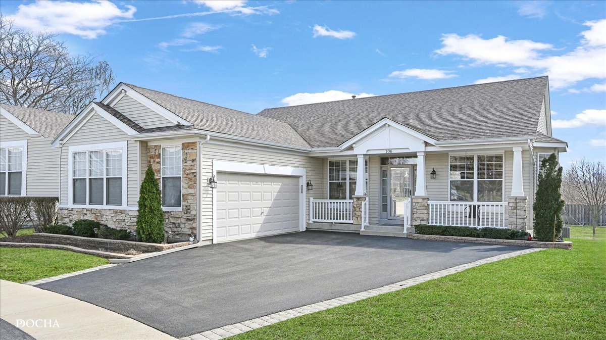 106 River Run Court, Oswego, IL 60543