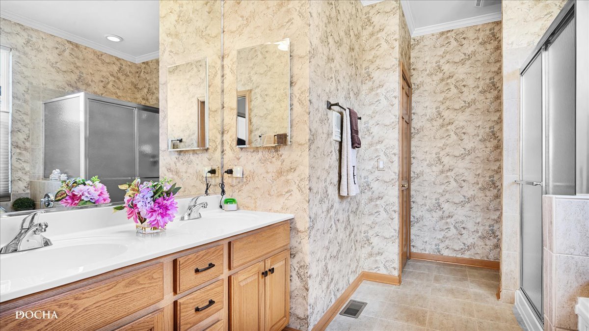 106 River Run Court, Oswego, IL 60543