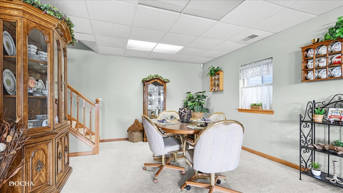 106 River Run Court, Oswego, IL 60543