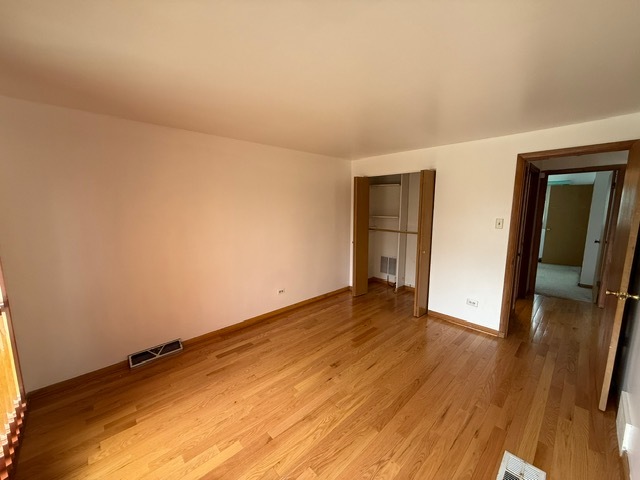 8037 S Wentworth Avenue, Chicago, IL 60620