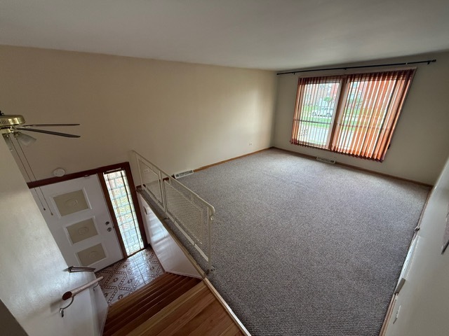 8037 S Wentworth Avenue, Chicago, IL 60620