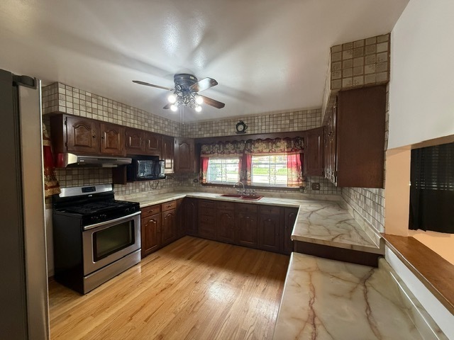 8037 S Wentworth Avenue, Chicago, IL 60620