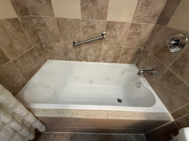 8037 S Wentworth Avenue, Chicago, IL 60620