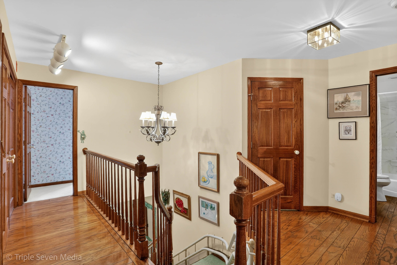 1120 Ponderosa Court, Darien, IL 60561