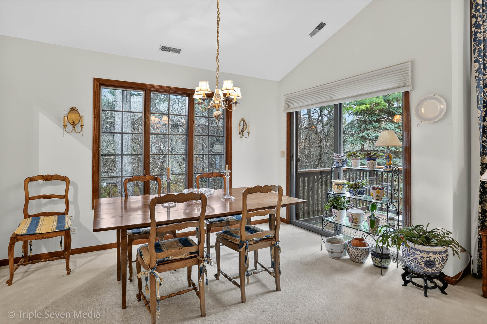 1120 Ponderosa Court, Darien, IL 60561