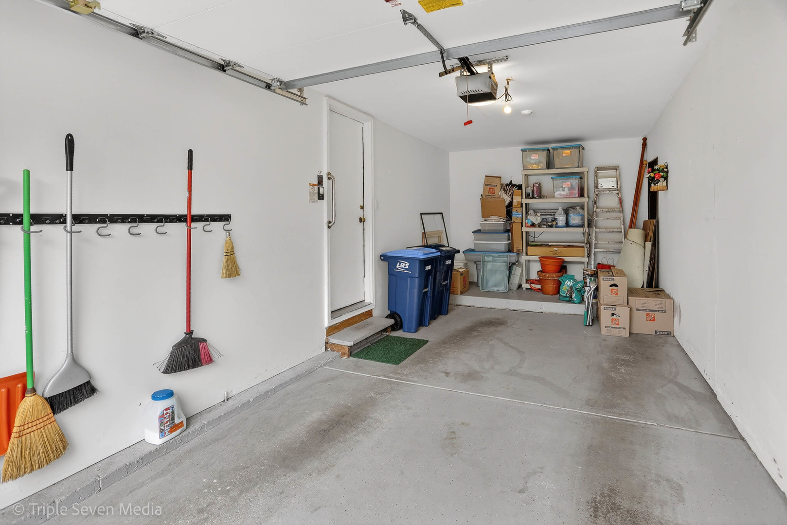 1120 Ponderosa Court, Darien, IL 60561