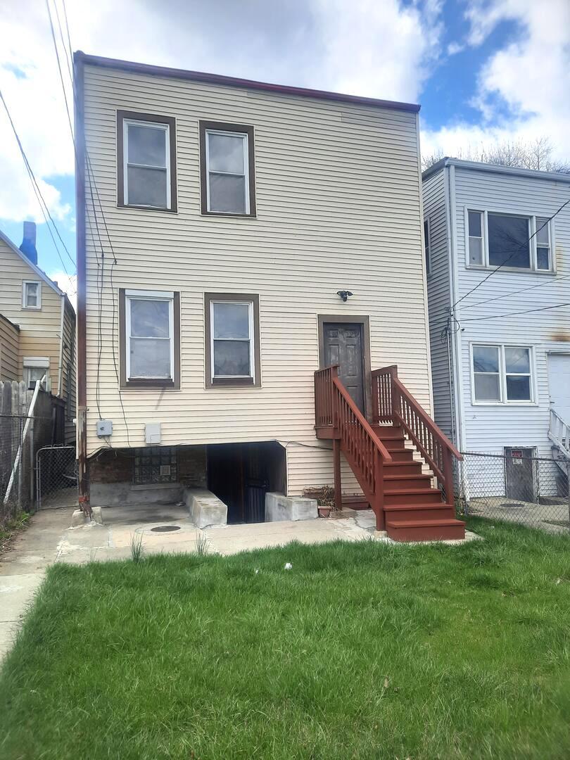 6221 S Laflin Street #2, Chicago, IL 60636