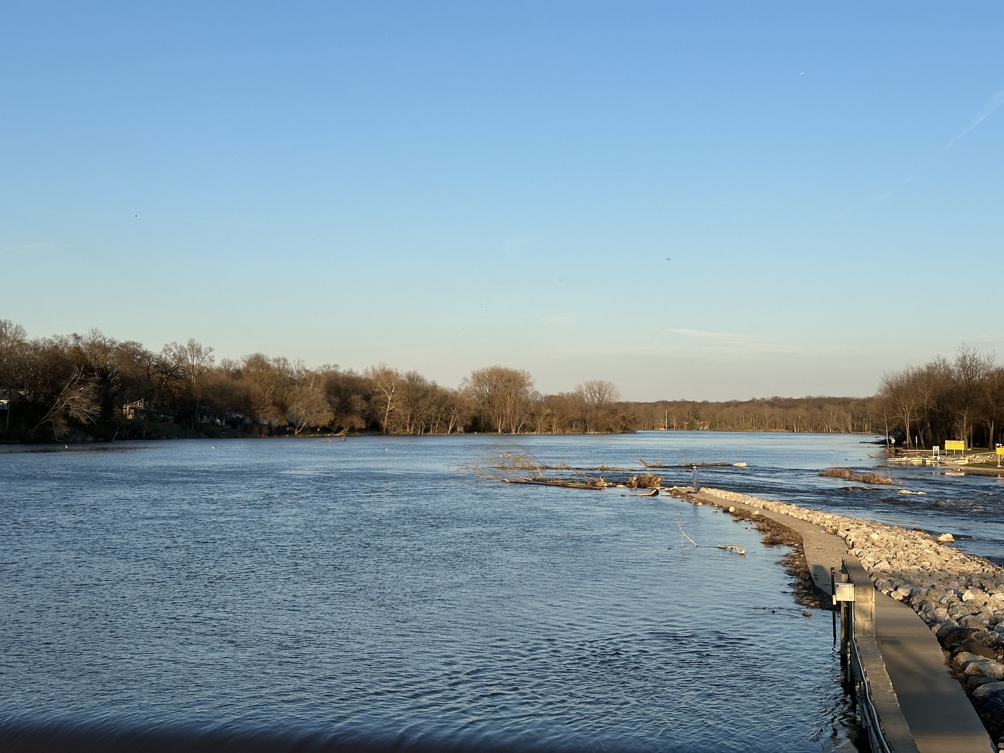 807 Alexandra Lane, Yorkville, IL 60560