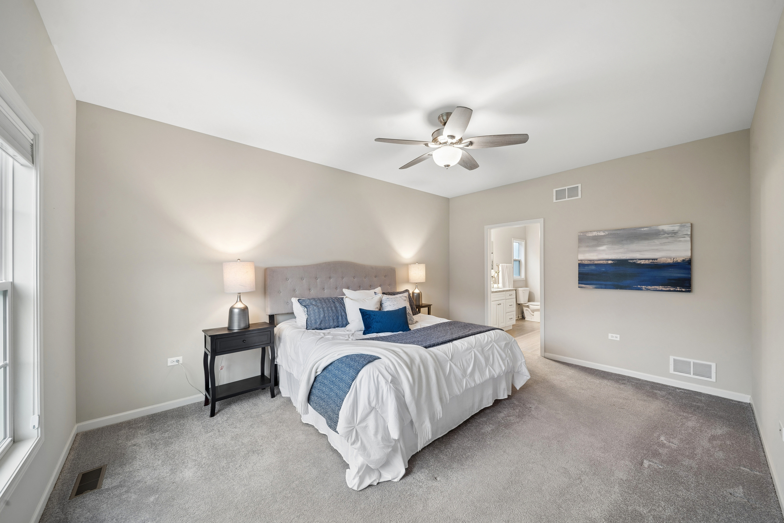 807 Alexandra Lane, Yorkville, IL 60560