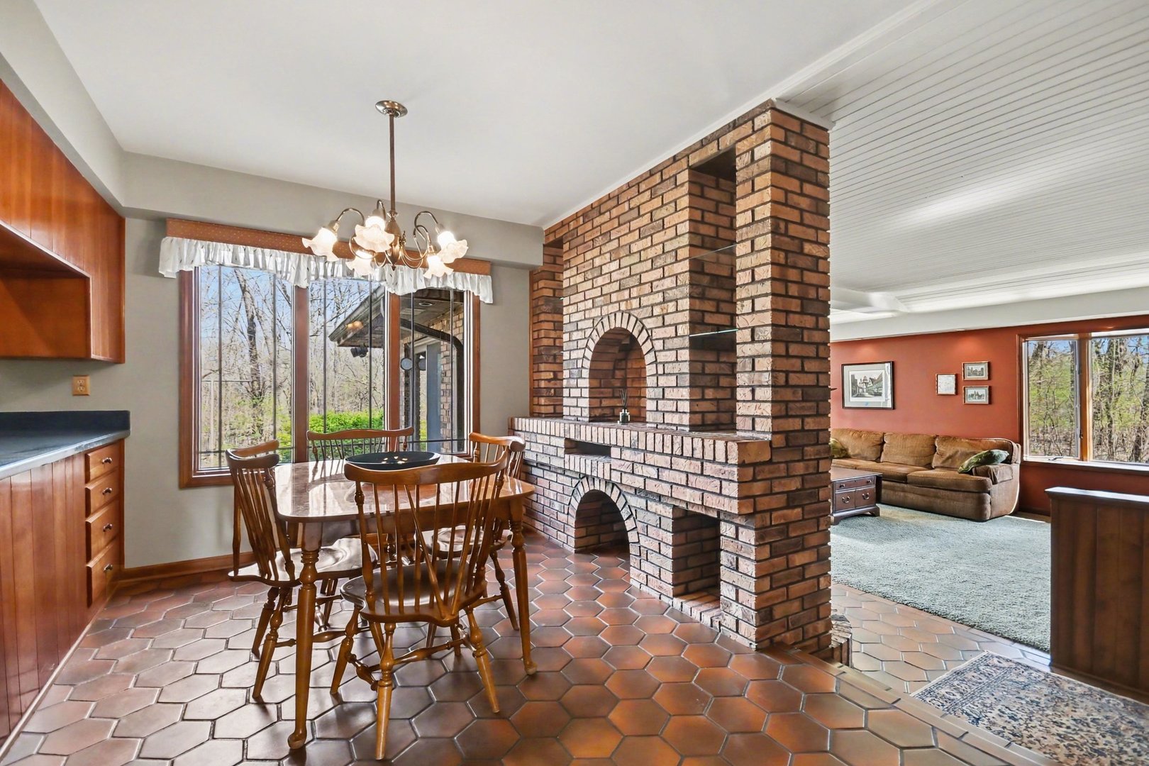 1615 Margaret Lane, Aurora, IL 60505