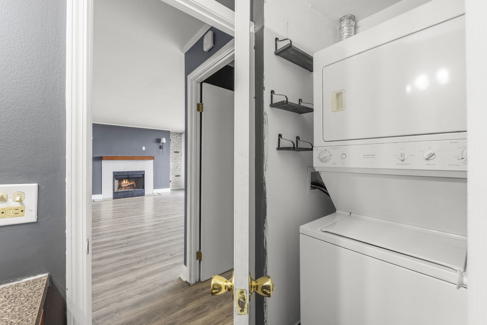 5900 Oakwood Drive #5F, Lisle, IL 60532