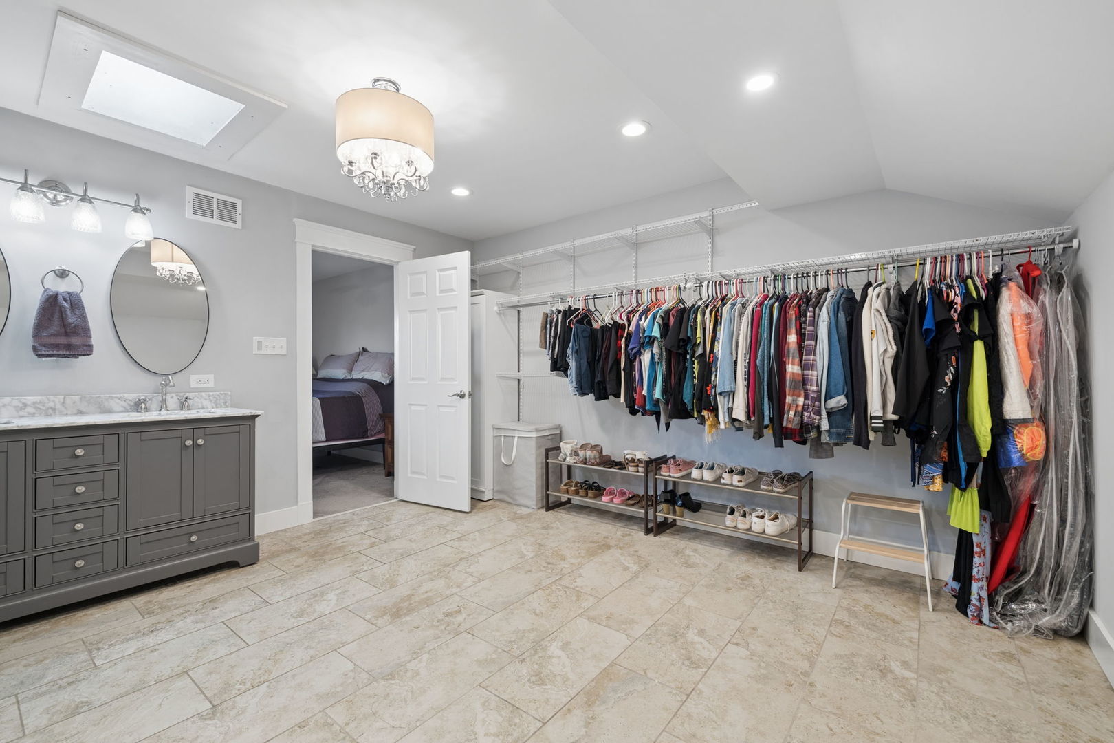 1404 Carriage Lane, Bolingbrook, IL 60490