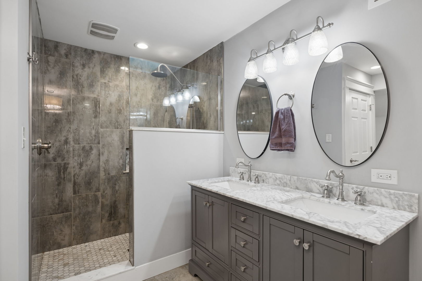 1404 Carriage Lane, Bolingbrook, IL 60490