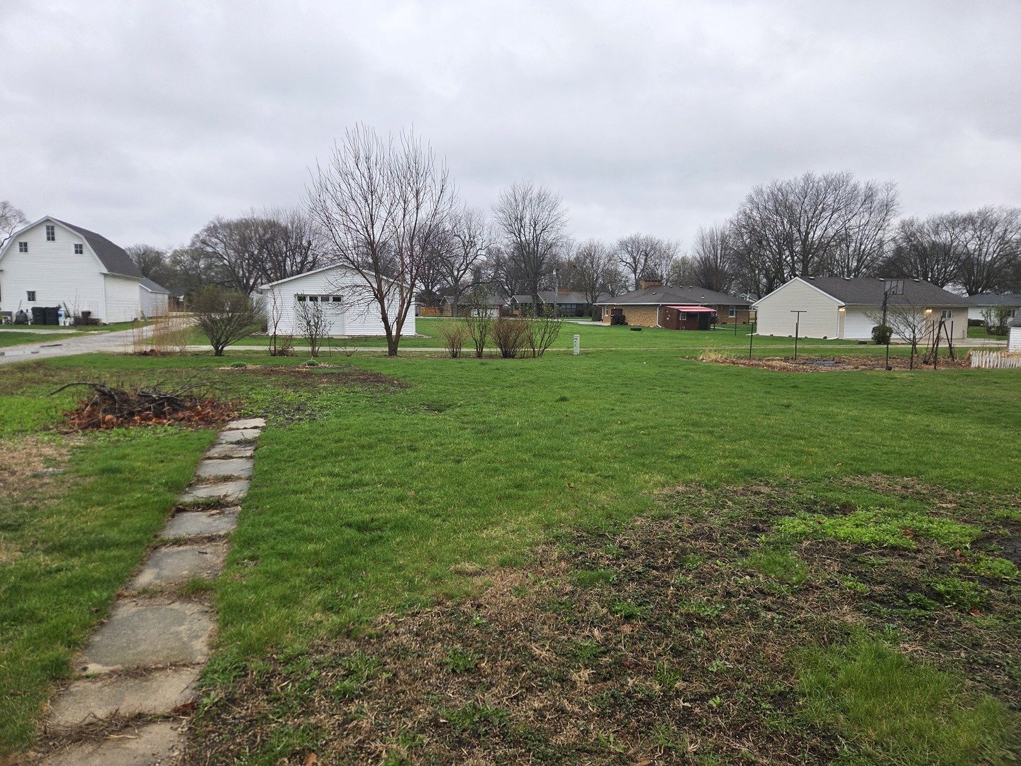 407 N Elm Street, Gardner, IL 60424