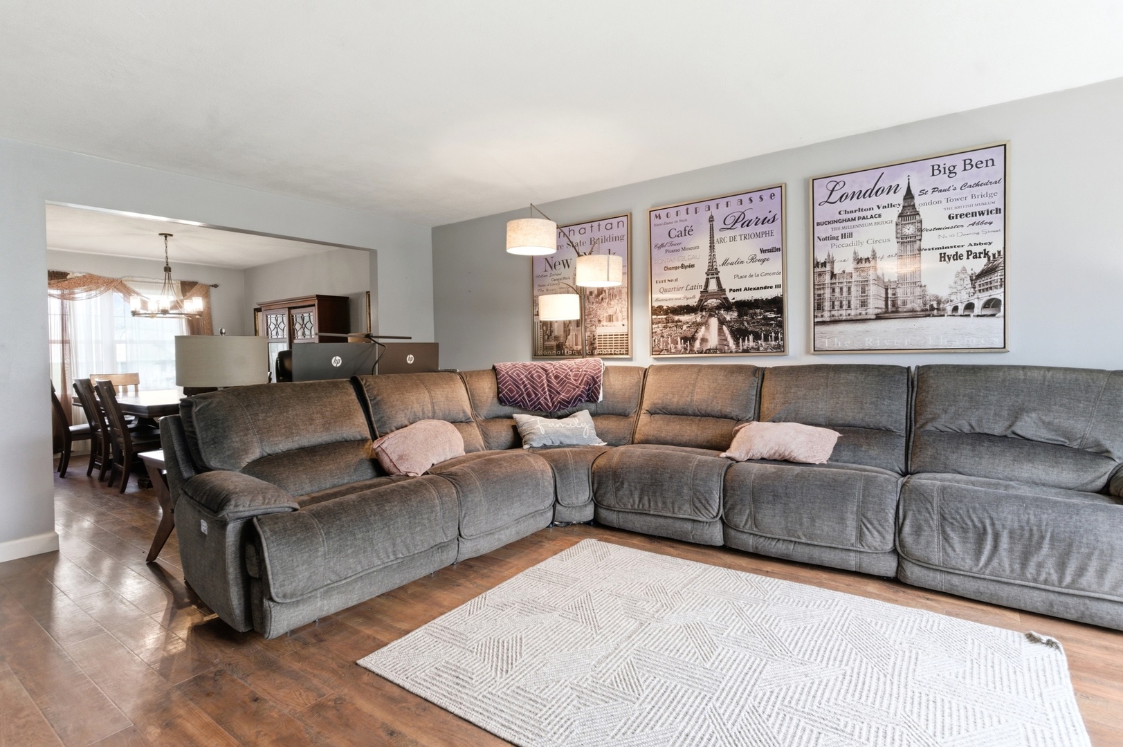 1150 Lehnertz Avenue, Aurora, IL 60505