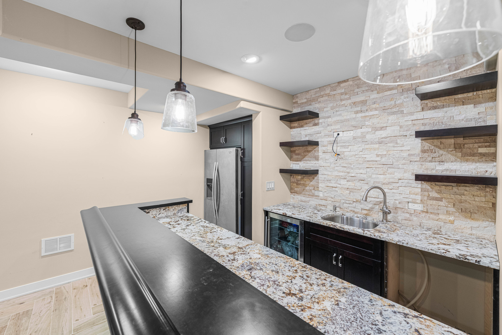 208 Sawgrass Drive, Palos Heights, IL 60463