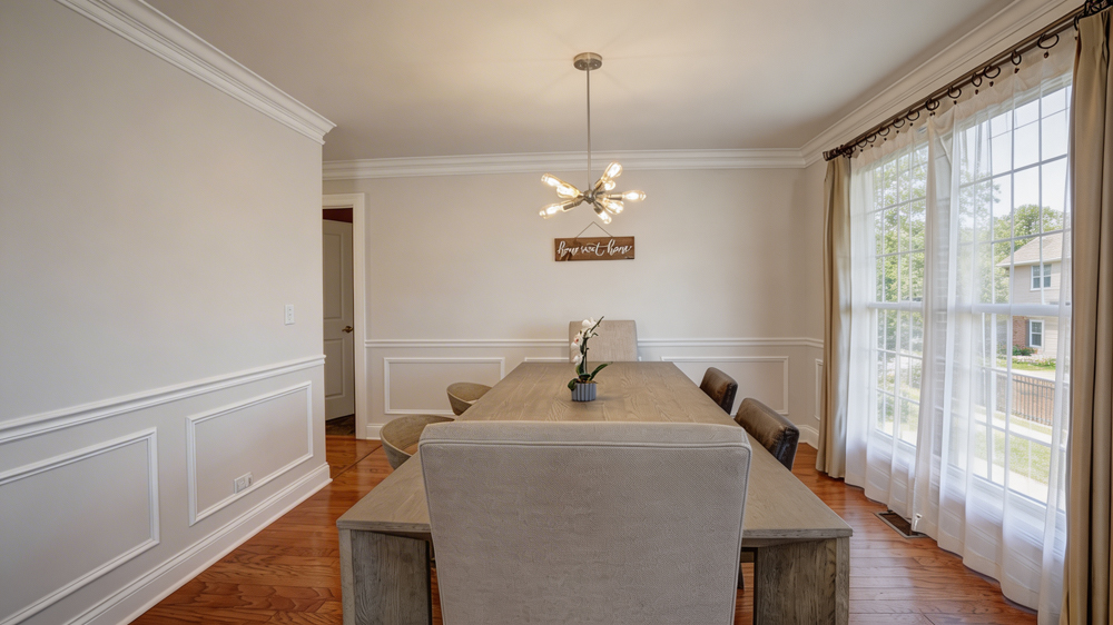 1119 Stratford Lane, Lake Zurich, IL 60047