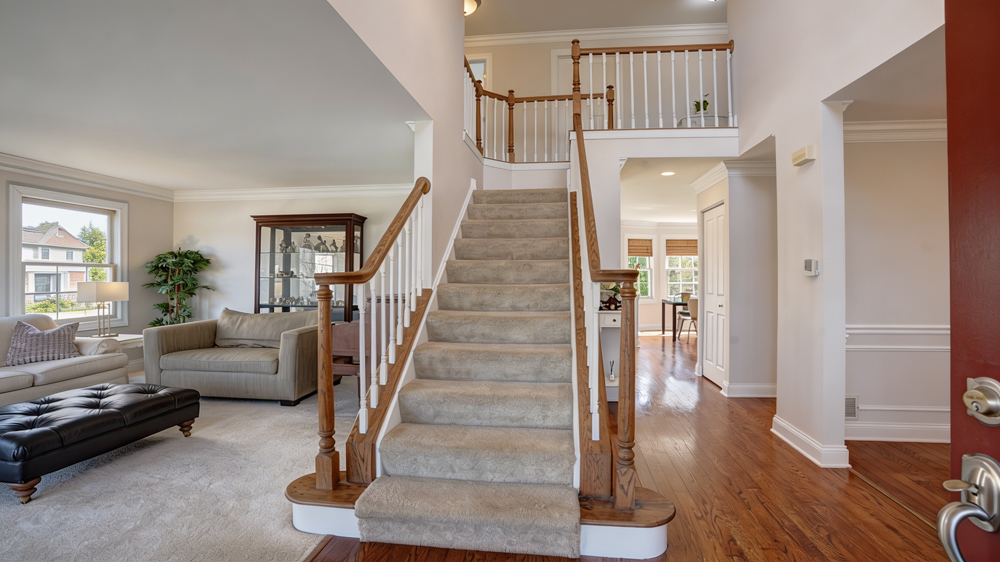 1119 Stratford Lane, Lake Zurich, IL 60047