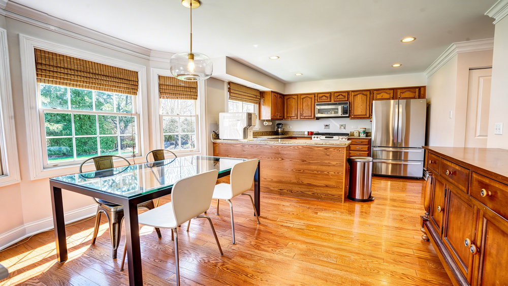 1119 Stratford Lane, Lake Zurich, IL 60047