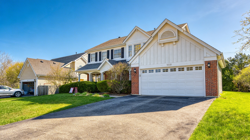 1119 Stratford Lane, Lake Zurich, IL 60047