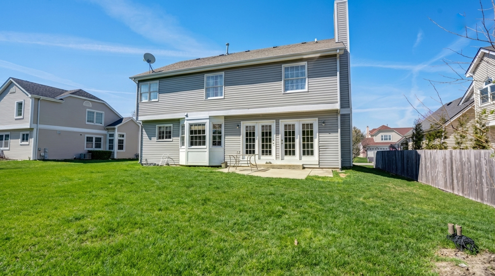 1119 Stratford Lane, Lake Zurich, IL 60047