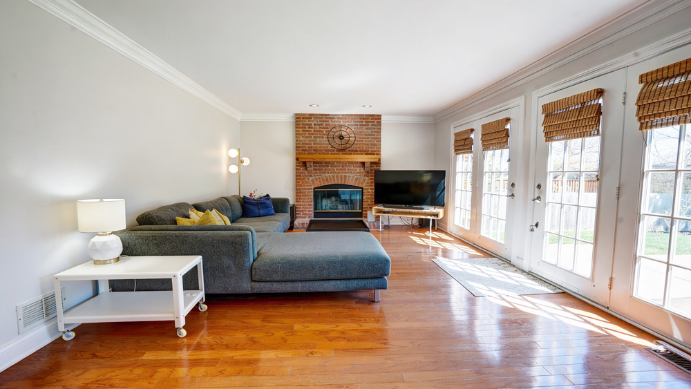 1119 Stratford Lane, Lake Zurich, IL 60047