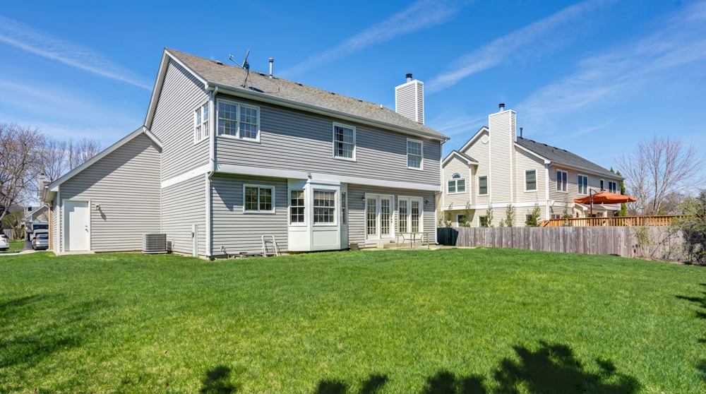 1119 Stratford Lane, Lake Zurich, IL 60047