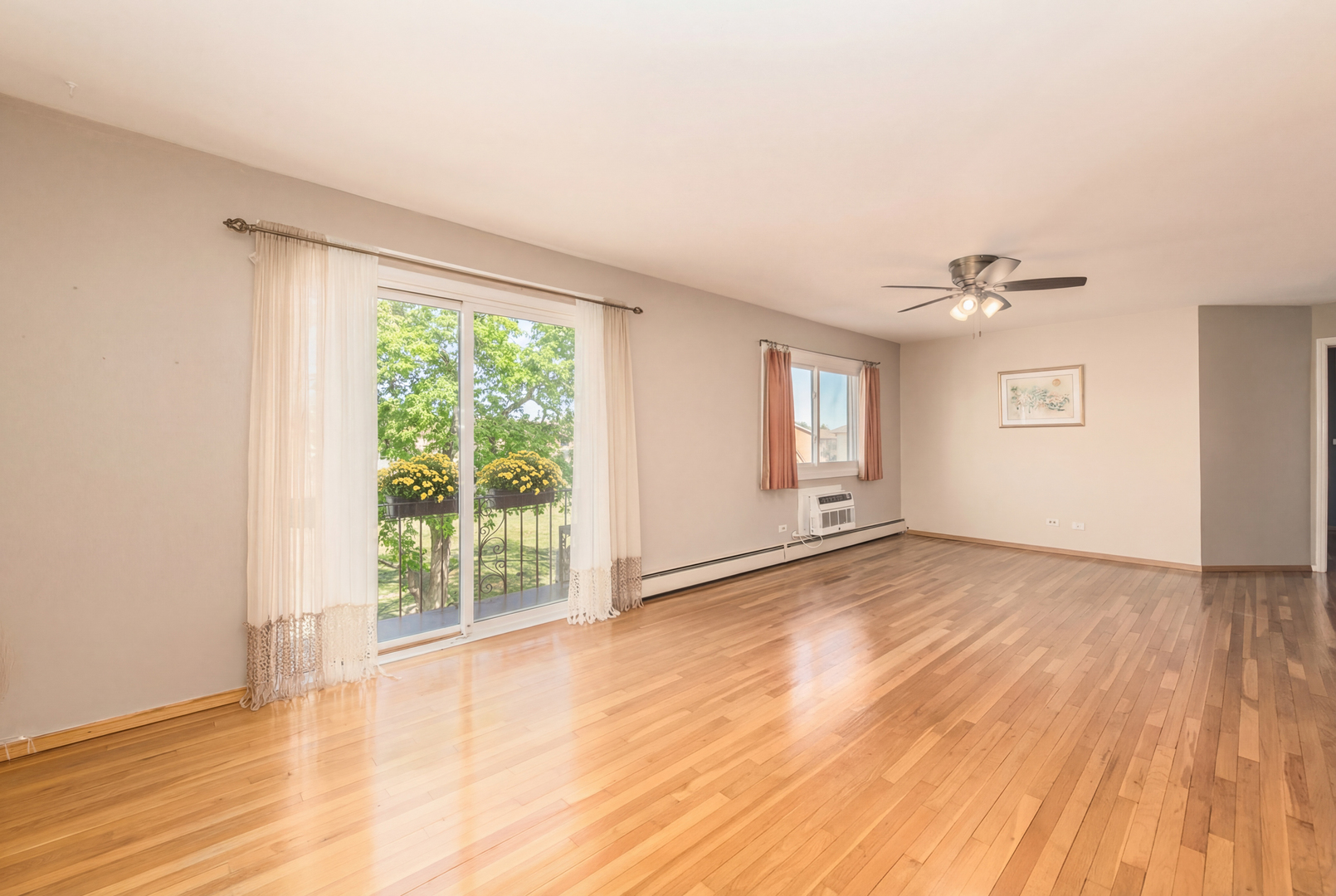 9500 Dee Road #202B, Des Plaines, IL 60016