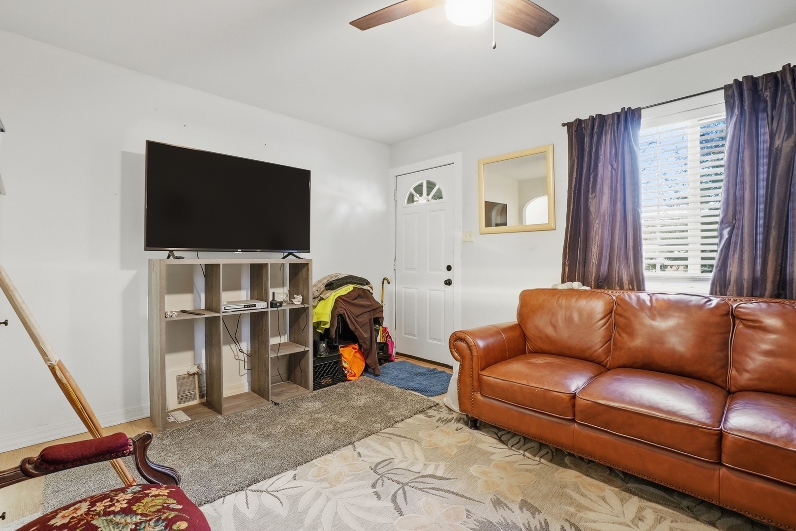 215 Barr Elms Avenue, Joliet, IL 60433