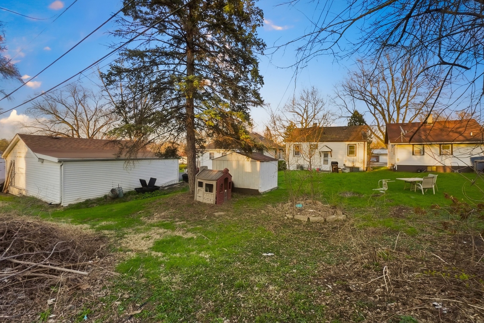 215 Barr Elms Avenue, Joliet, IL 60433