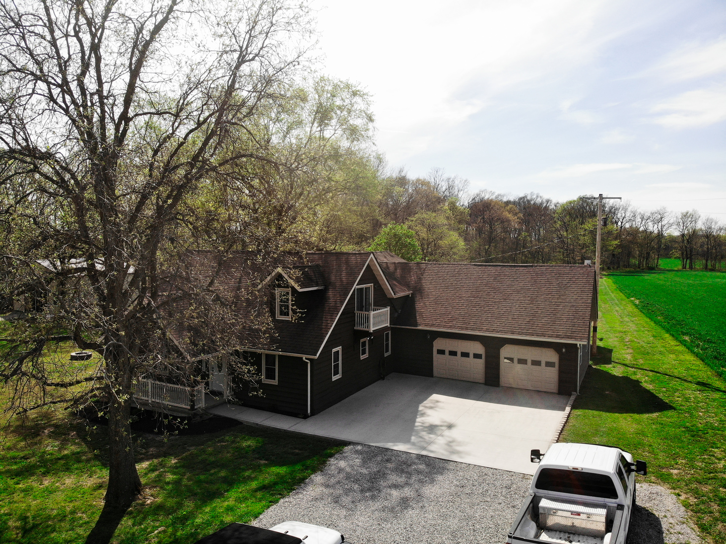 11753 N Log Cabin Lane, Mt Vernon, IL 62864