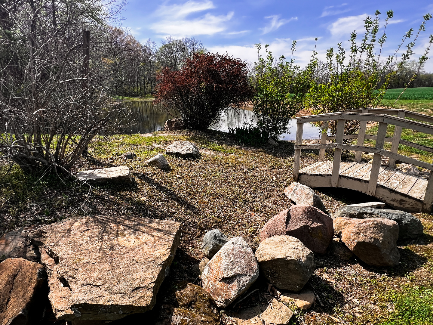 11753 N Log Cabin Lane, Mt Vernon, IL 62864