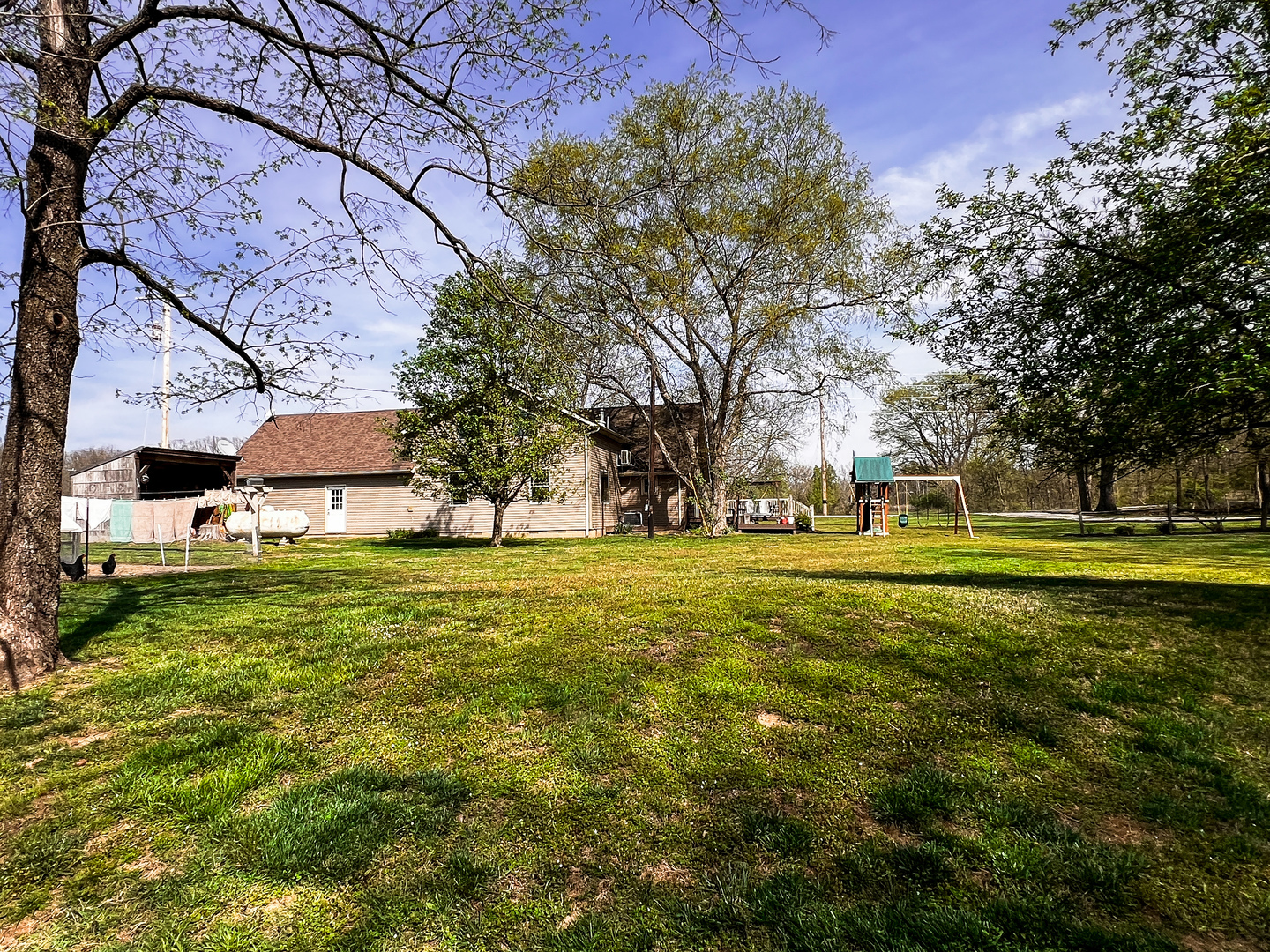 11753 N Log Cabin Lane, Mt Vernon, IL 62864