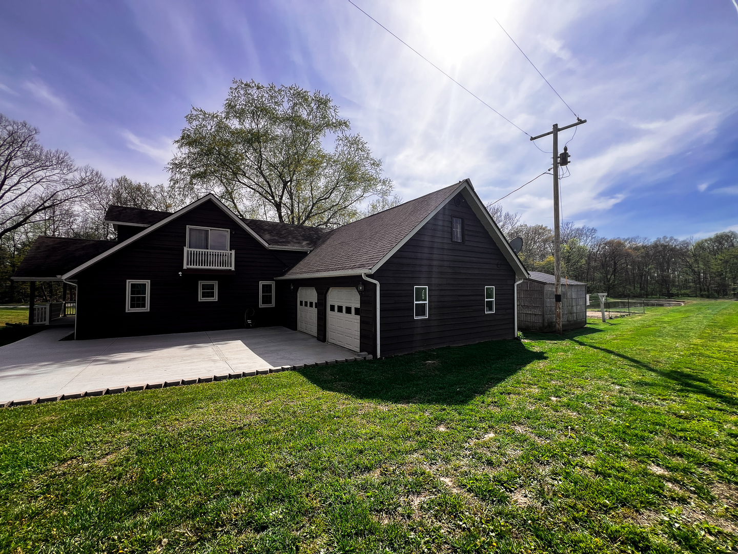 11753 N Log Cabin Lane, Mt Vernon, IL 62864