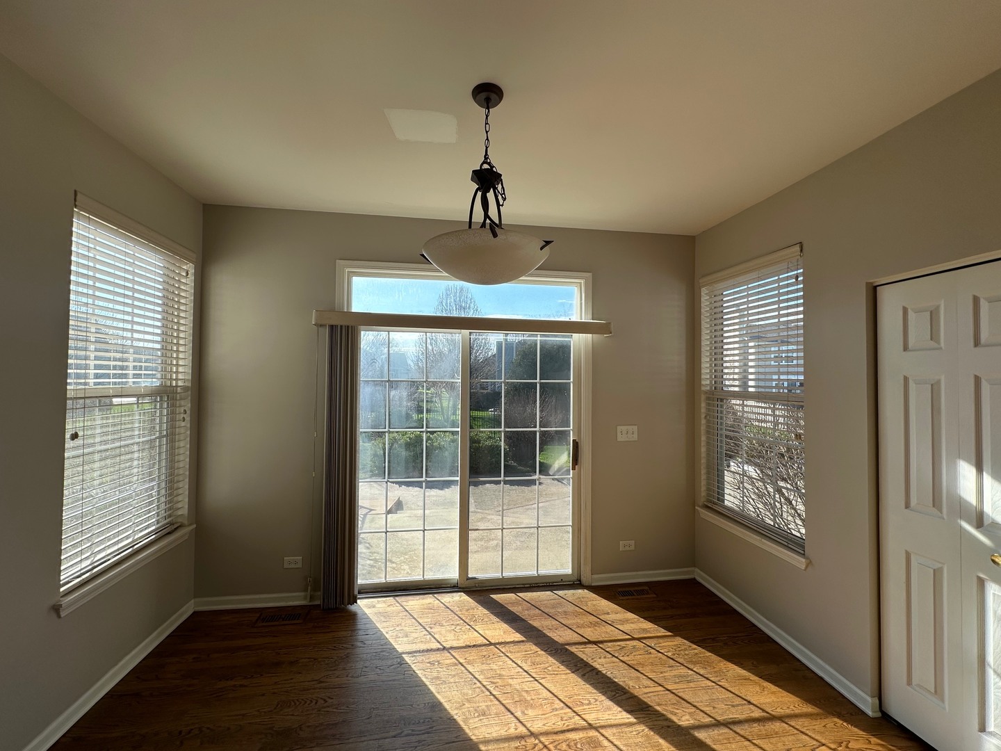 9816 Aberdeen Lane, Huntley, IL 60142