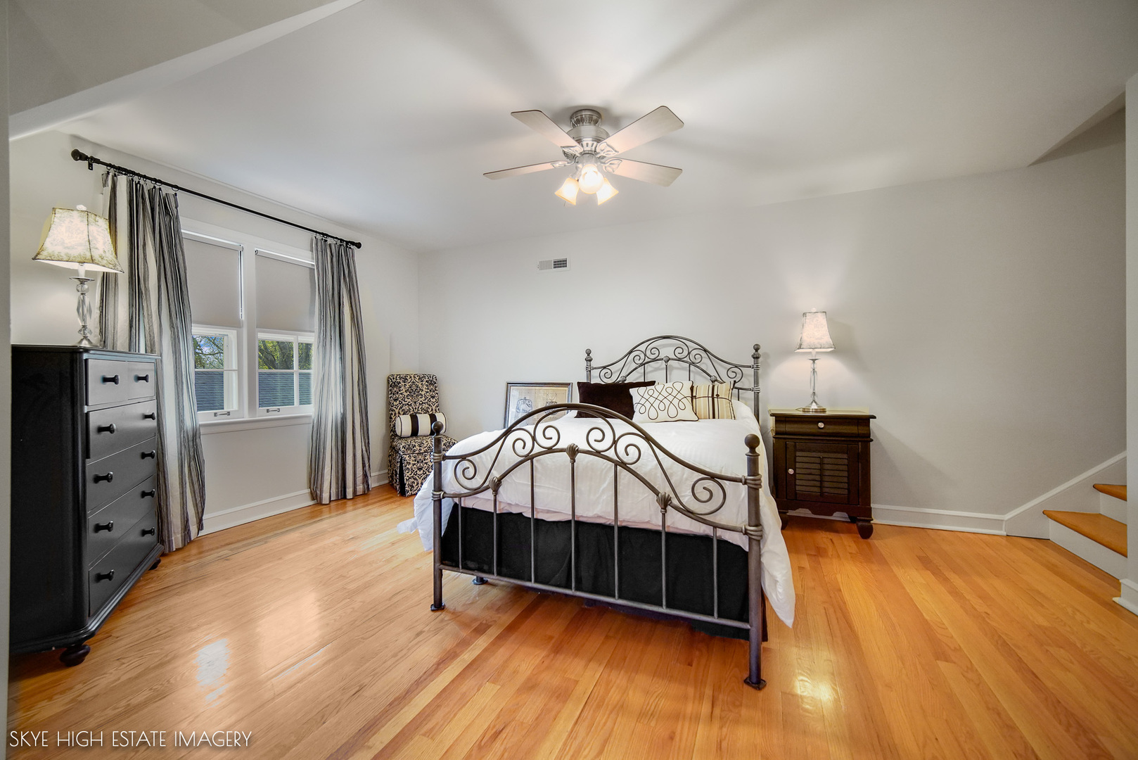 3447 W Maple Street, Evergreen Park, IL 60805