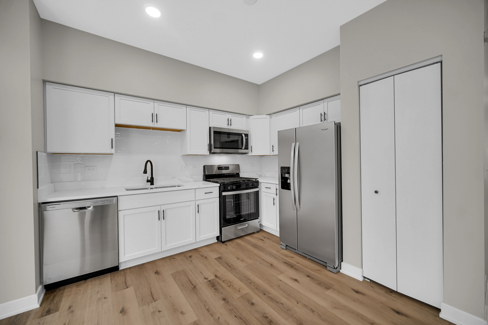 2261 Rebecca Circle, Montgomery, IL 60538