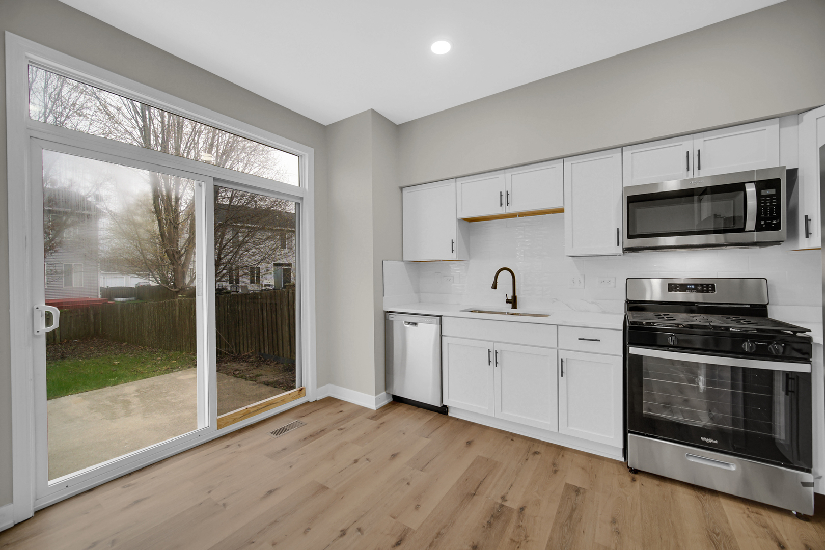 2261 Rebecca Circle, Montgomery, IL 60538