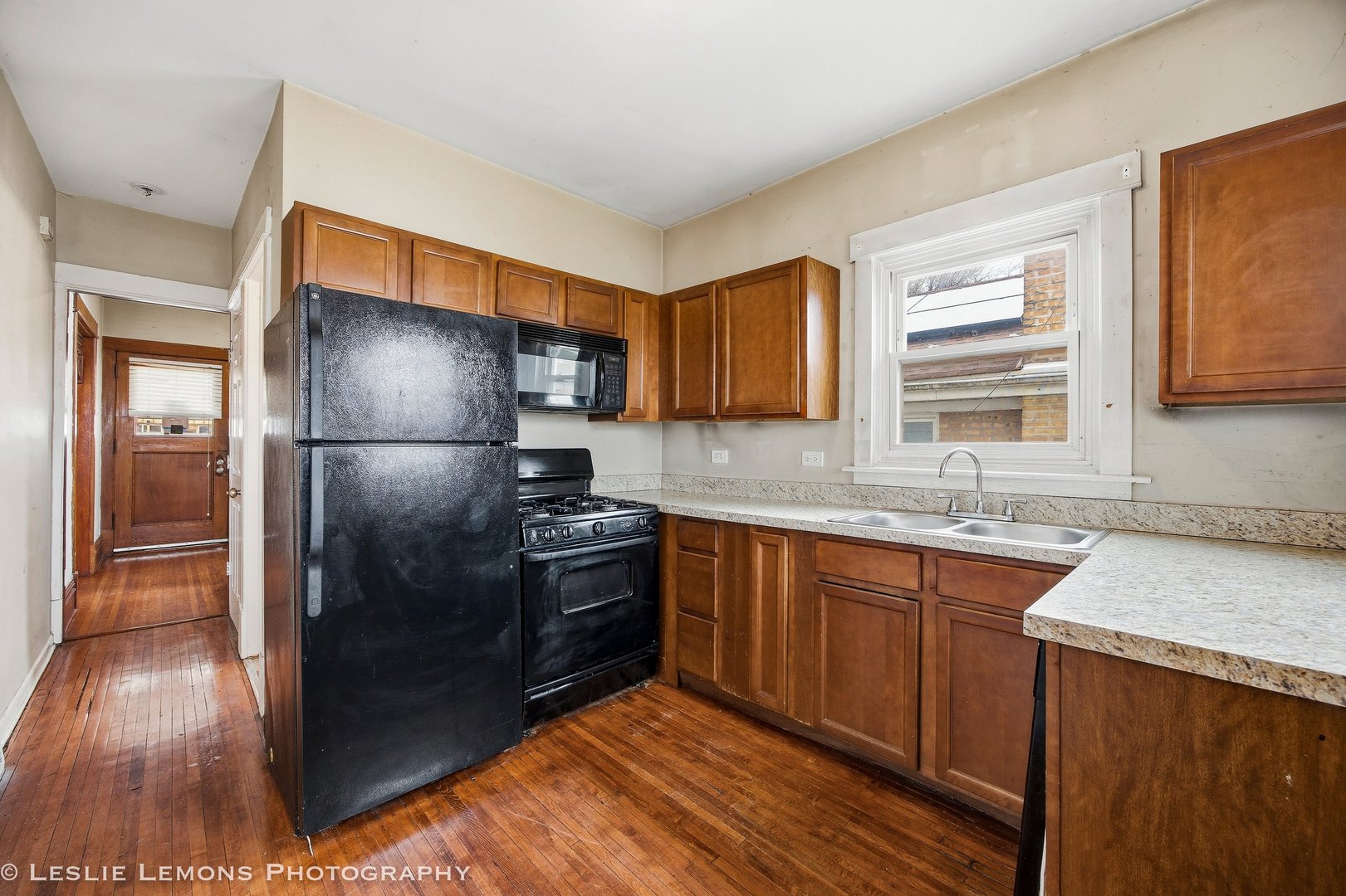 3437 Wesley Avenue, Berwyn, IL 60402